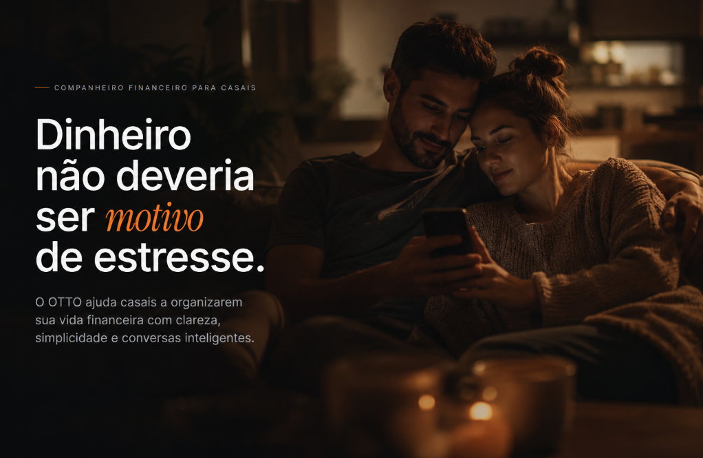 Casal em momento íntimo em casa